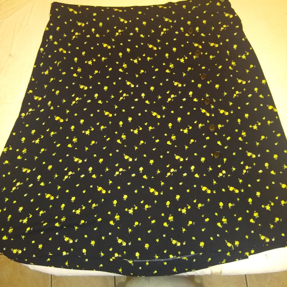 Brand New bp floral skirt..very feminine